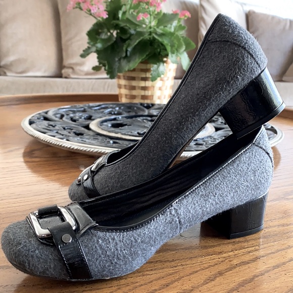 🔷Buckle Front low heel shoes - Picture 4 of 9